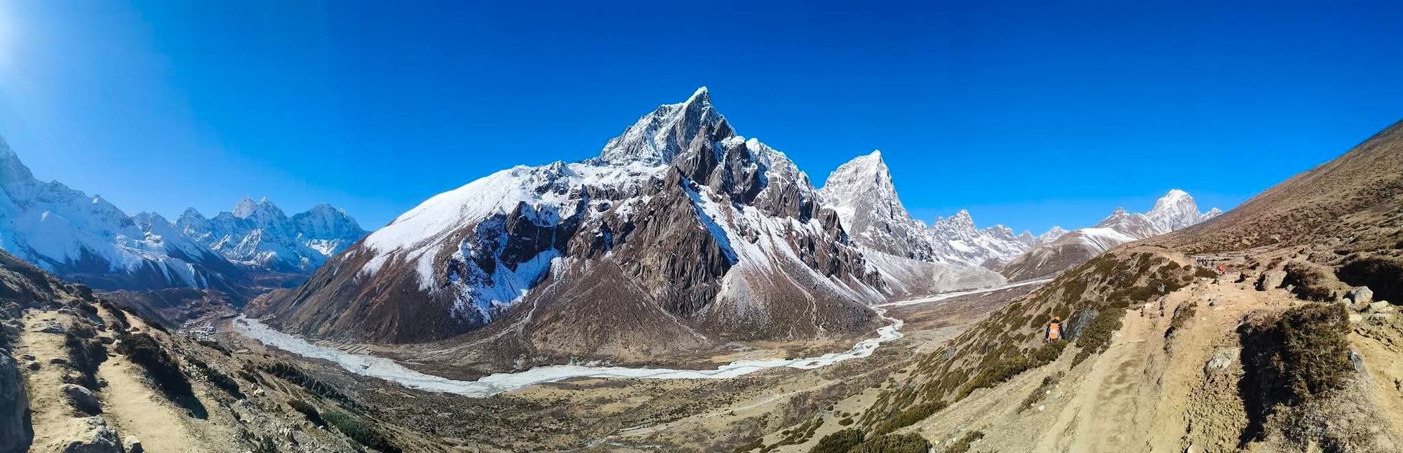 Panorama of the Khumbu valley on the way to Everest Base Camp